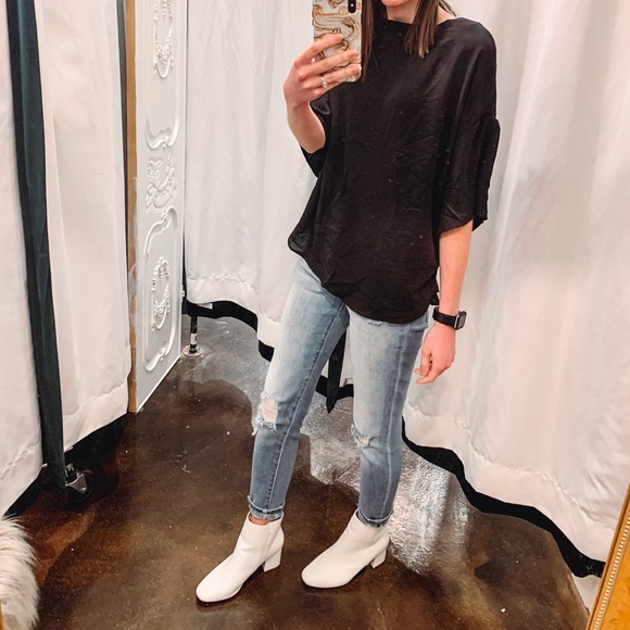 WAIST TIE BLOUSE-BLACK - Picture 3 of 9